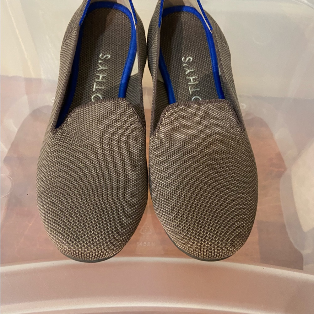 Rothy’s Retired Loafer flat/Grey/size 7/ NEVER WORN